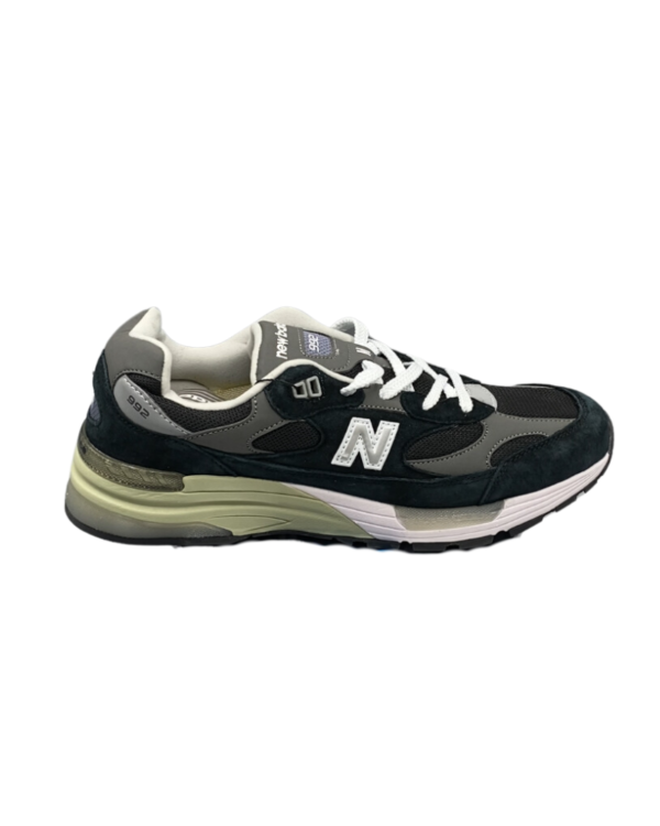 New Balance 992 "Navy" Sneakers